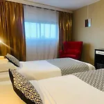 Grand De 4 étoiles 4* Nîmes