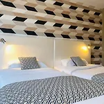 Grand De 4 Etoiles Hotel