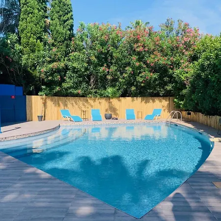 Grand De 4 Etoiles מלון נים