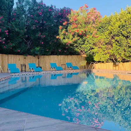 Grand De 4 Etoiles Otel 4*