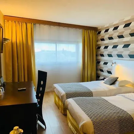 Otel Grand De 4 Etoiles 4*