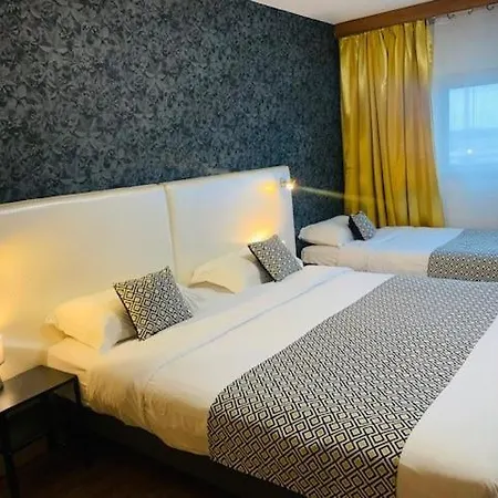 Hotel Grand De 4 étoiles 4*