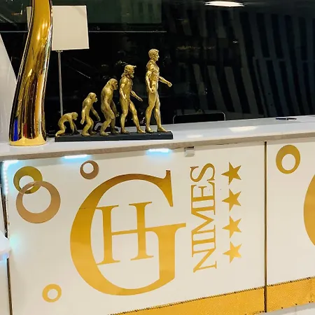 Grand De 4 étoiles Hotel Nimes