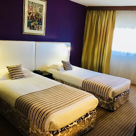 Grand De 4 Etoiles Ξενοδοχείο 4*