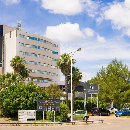 Ξενοδοχείο Grand De 4 Etoiles 4*