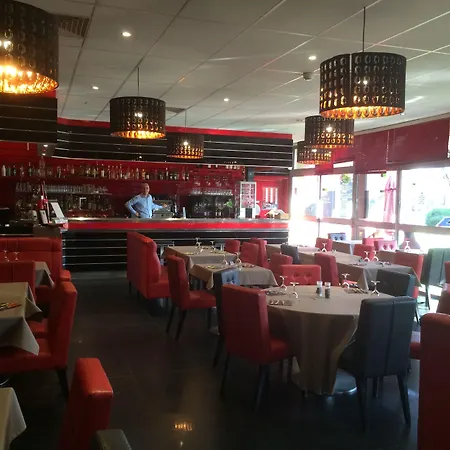 Grand De 4 Etoiles Ξενοδοχείο 4*