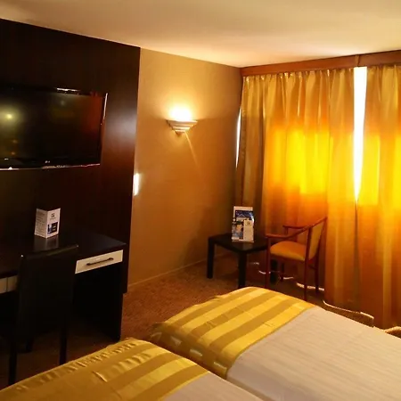 Otel Grand De 4 Etoiles 4*